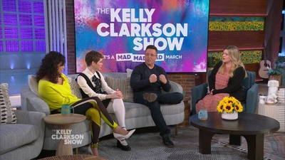 2023-03-30_-_The_Kelly_Clarkson_Show_mkv1630.jpg