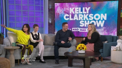 2023-03-30_-_The_Kelly_Clarkson_Show_mkv1643.jpg