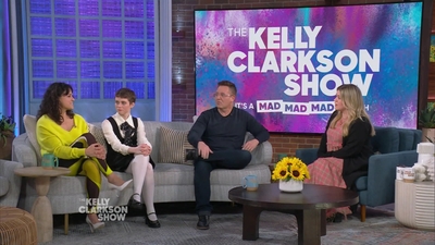 2023-03-30_-_The_Kelly_Clarkson_Show_mkv1700.jpg