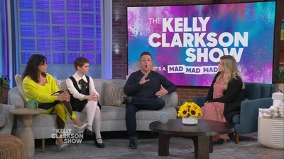 2023-03-30_-_The_Kelly_Clarkson_Show_mkv1752.jpg