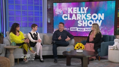 2023-03-30_-_The_Kelly_Clarkson_Show_mkv1755.jpg