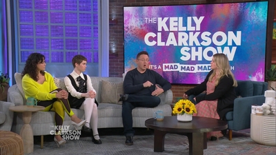 2023-03-30_-_The_Kelly_Clarkson_Show_mkv1761.jpg