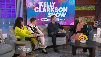 2023-03-30_-_The_Kelly_Clarkson_Show_mkv1813.jpg