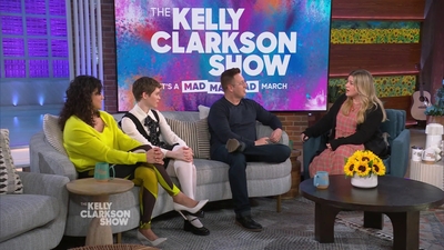 2023-03-30_-_The_Kelly_Clarkson_Show_mkv1814.jpg