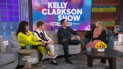 2023-03-30_-_The_Kelly_Clarkson_Show_mkv1815.jpg