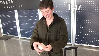 2023-03-31_-_TMZ_Video_mp42519.jpg