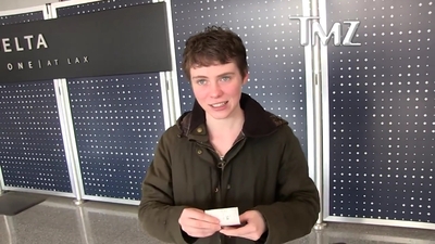 2023-03-31_-_TMZ_Video_mp42533.jpg