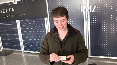 2023-03-31_-_TMZ_Video_mp42534.jpg