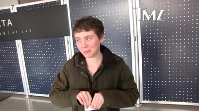 2023-03-31_-_TMZ_Video_mp42539.jpg