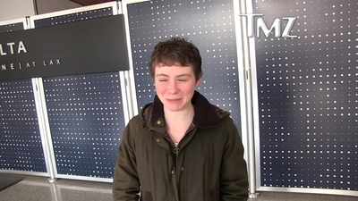 2023-03-31_-_TMZ_Video_mp42555.jpg