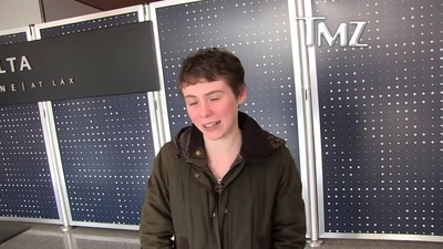 2023-03-31_-_TMZ_Video_mp42560.jpg