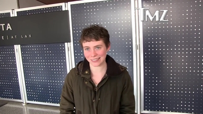 2023-03-31_-_TMZ_Video_mp42563.jpg