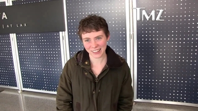 2023-03-31_-_TMZ_Video_mp42581.jpg