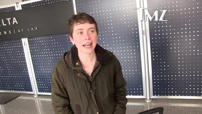 2023-03-31_-_TMZ_Video_mp42593.jpg