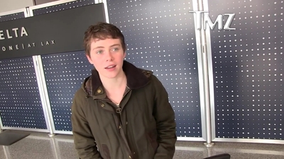 2023-03-31_-_TMZ_Video_mp42596.jpg