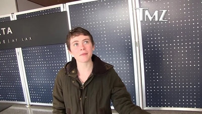 2023-03-31_-_TMZ_Video_mp42621.jpg