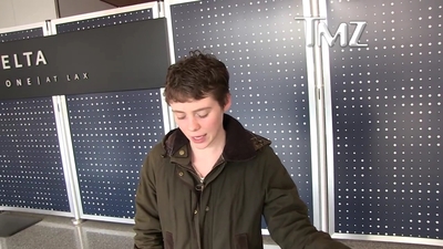 2023-03-31_-_TMZ_Video_mp42636.jpg