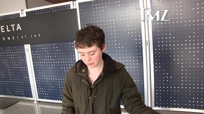 2023-03-31_-_TMZ_Video_mp42638.jpg