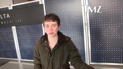 2023-03-31_-_TMZ_Video_mp42664.jpg
