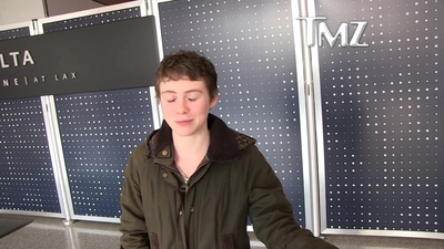 2023-03-31_-_TMZ_Video_mp42667.jpg