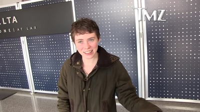 2023-03-31_-_TMZ_Video_mp42679.jpg