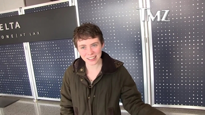 2023-03-31_-_TMZ_Video_mp42680.jpg