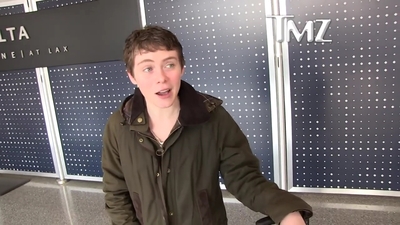 2023-03-31_-_TMZ_Video_mp42682.jpg