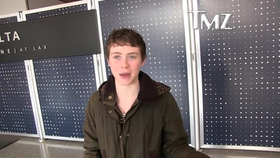 2023-03-31_-_TMZ_Video_mp42694.jpg
