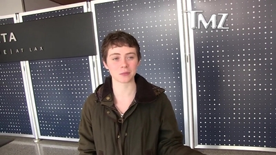 2023-03-31_-_TMZ_Video_mp42704.jpg