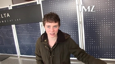 2023-03-31_-_TMZ_Video_mp42731.jpg