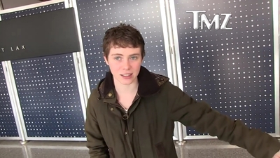 2023-03-31_-_TMZ_Video_mp42734.jpg