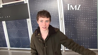 2023-03-31_-_TMZ_Video_mp42735.jpg