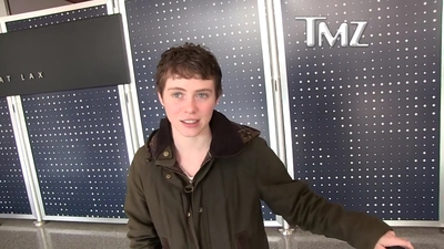 2023-03-31_-_TMZ_Video_mp42736.jpg