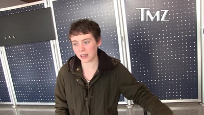 2023-03-31_-_TMZ_Video_mp42749.jpg