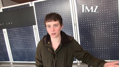 2023-03-31_-_TMZ_Video_mp42761.jpg