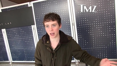 2023-03-31_-_TMZ_Video_mp42763.jpg