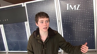 2023-03-31_-_TMZ_Video_mp42775.jpg