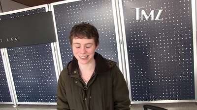 2023-03-31_-_TMZ_Video_mp42790.jpg