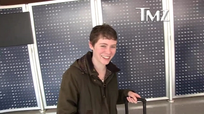 2023-03-31_-_TMZ_Video_mp42797.jpg